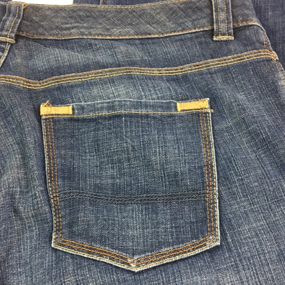Jeans Stretch Old Navy Womens med rise Boot cut Size‎ 20 Plus L